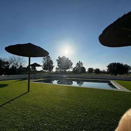 Na Quinta- Alojamento Rural Com Piscina De Agua Salgada Poceirao Екстериор снимка