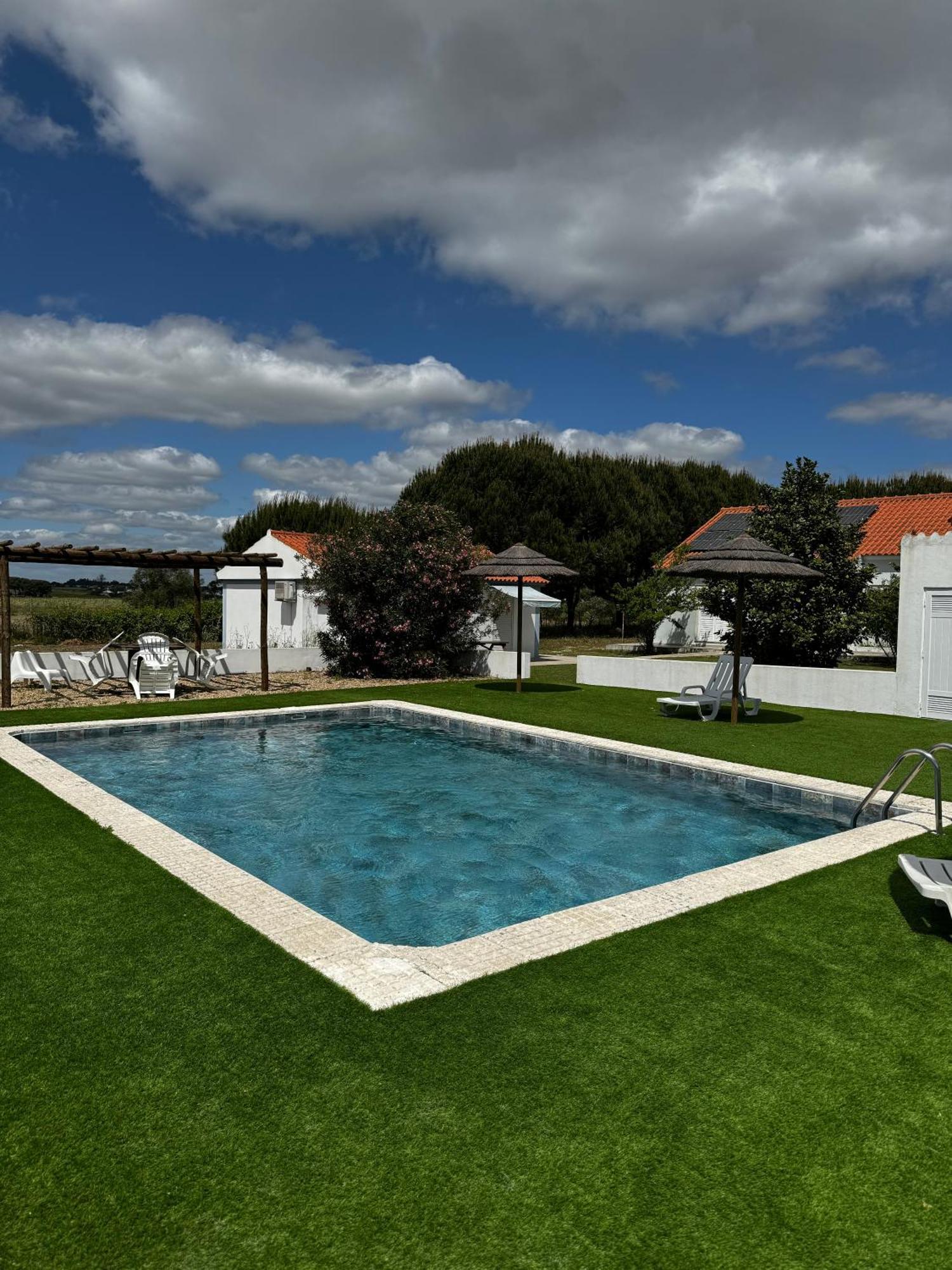 Na Quinta- Alojamento Rural Com Piscina De Agua Salgada Poceirao Екстериор снимка